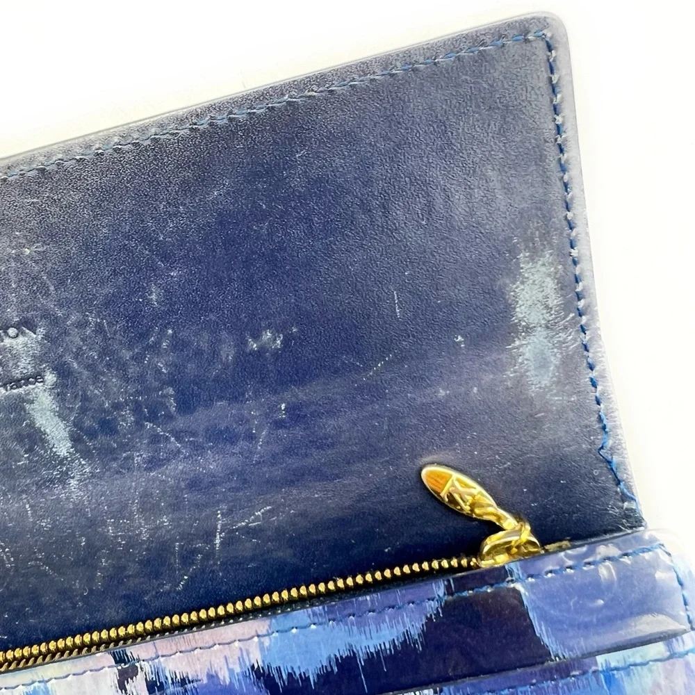 Louis Vuitton Ikat Floral Monogram Vernis Sarah Long Wallet in Grand Bleu
